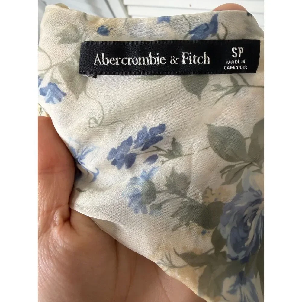 Abercrombie & Fitch Emerson Drama Bow-Back Maxi Dress in Cream Floral Size SP